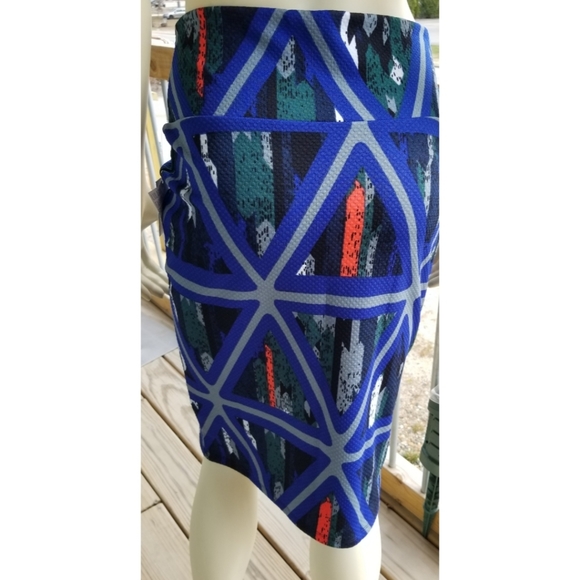 Lularoe Cassie Pencil Skirt, S NWT - Picture 5 of 12